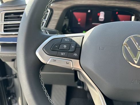 Certified 2024 Volkswagen Atlas SEL AWD/4WD image 16