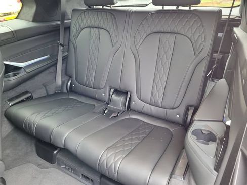 Used 2026 BMW X7 M60i AWD/4WD image 27