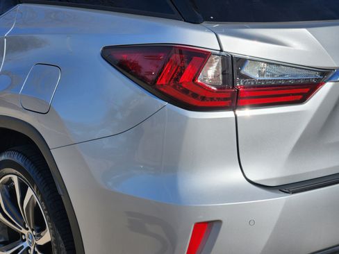 Used 2018 Lexus RX 350L Navigation, Premium Package image 5