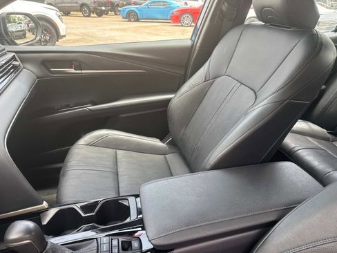 Used 2025 Toyota Camry XSE image 14