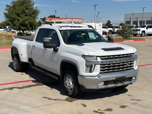 Used 2021 Chevrolet Silverado 3500 LTZ w/ LTZ Convenience Package AWD/4WD image 11
