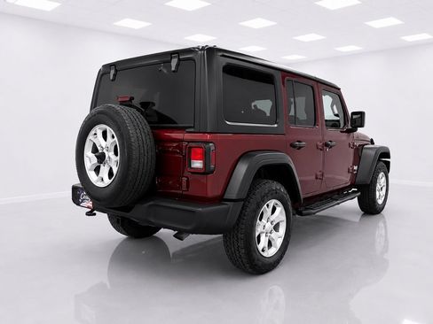 Used 2021 Jeep Wrangler Unlimited Sport AWD/4WD image 7