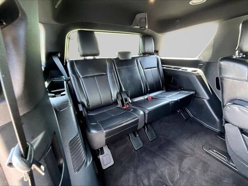 Used 2021 Ford Expedition XLT AWD/4WD image 26