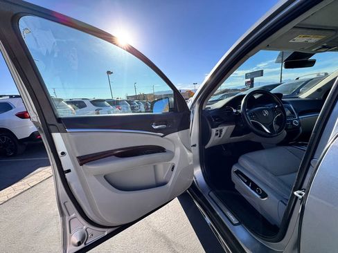 Used 2020 Acura MDX SH-AWD image 11