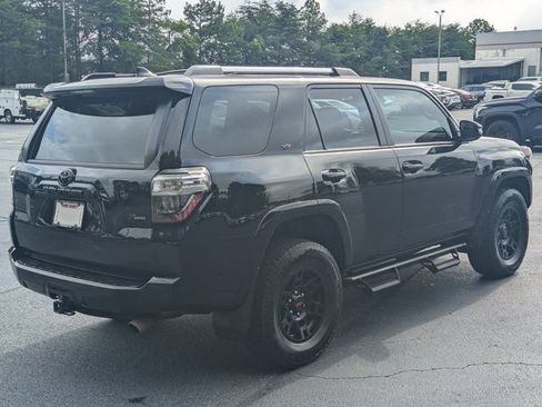 Used 2022 Toyota 4Runner SR5 Premium w/ Moonroof Package AWD/4WD image 7