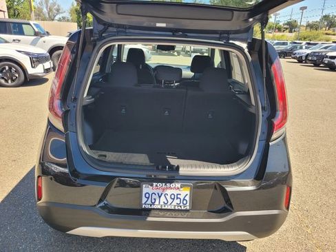 Used 2023 Kia Soul EX FWD image 8