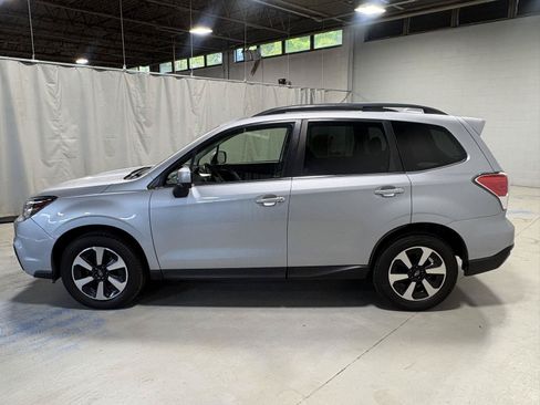 Used 2018 Subaru Forester 2.5i Limited AWD/4WD image 13