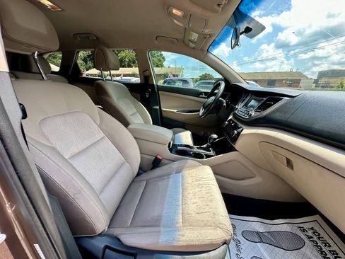Used 2016 Hyundai Tucson Sport FWD image 18