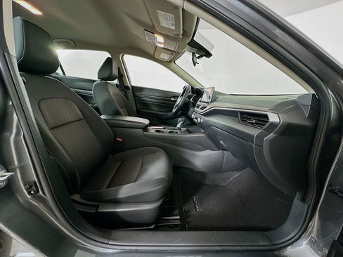 Used 2025 Nissan Altima 2.5 SV image 29