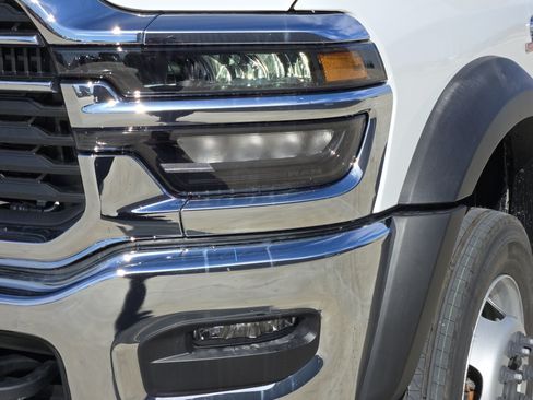New 2026 RAM 5500 Tradesman w/ Chrome Appearance Group AWD/4WD image 7