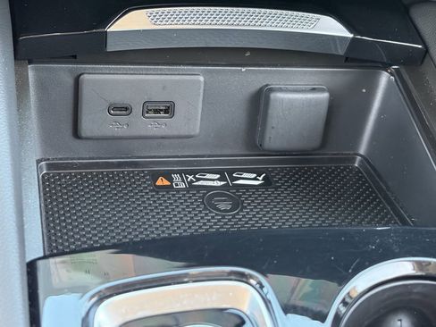 Certified 2024 Buick Envision Avenir AWD/4WD image 31