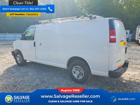 Used 2019 Chevrolet Express 2500 w/ Driver Convenience Package RWD image 3