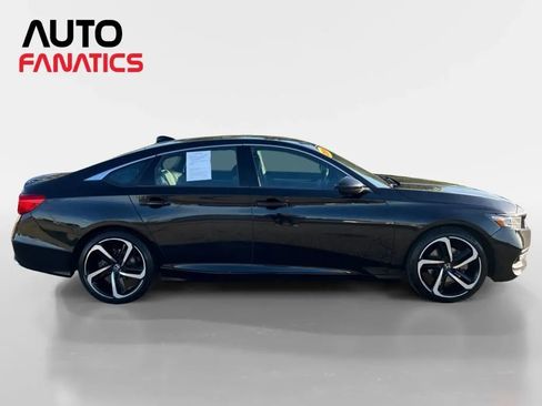 Used 2019 Honda Accord Sport image 6