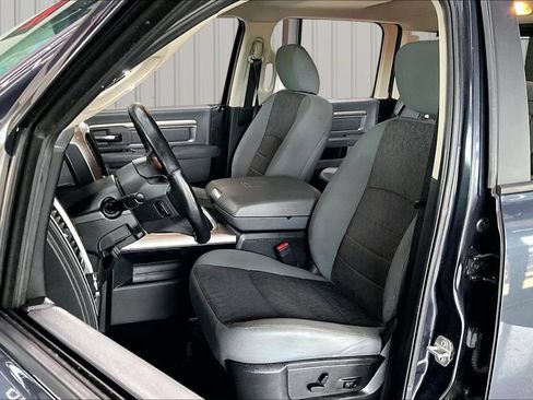 Used 2017 RAM 1500 Big Horn AWD/4WD image 19