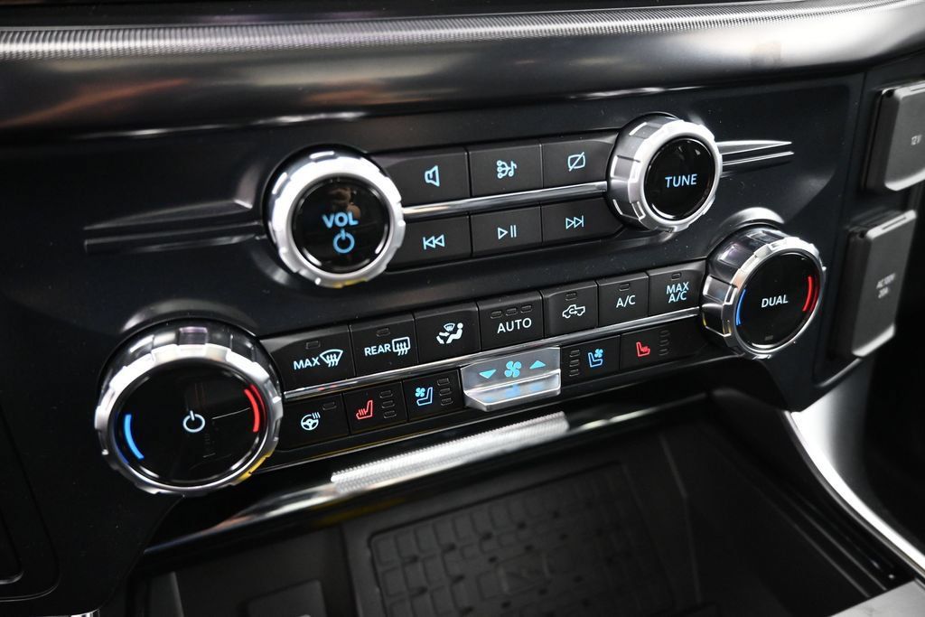 Used 2026 Ford F150 Raptor AWD/4WD image 16