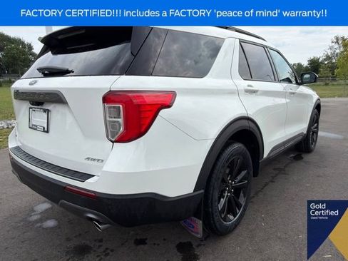 Used 2023 Ford Explorer XLT w/ Equipment Group 202A AWD/4WD image 9