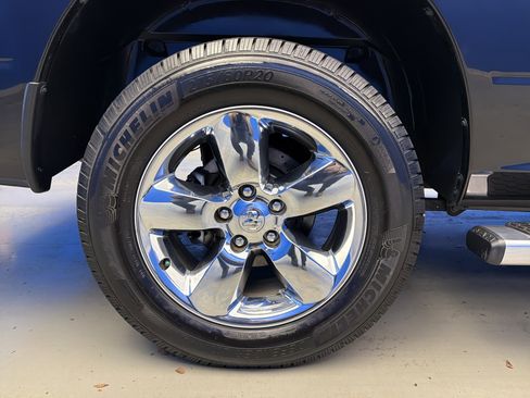 Used 2018 RAM 1500 Big Horn image 9