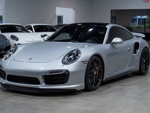 Used 2014 Porsche 911 Turbo S AWD/4WD image 10