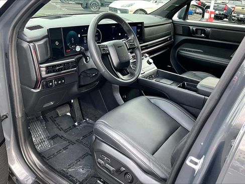 Used 2026 Hyundai Santa Fe Calligraphy AWD/4WD image 12