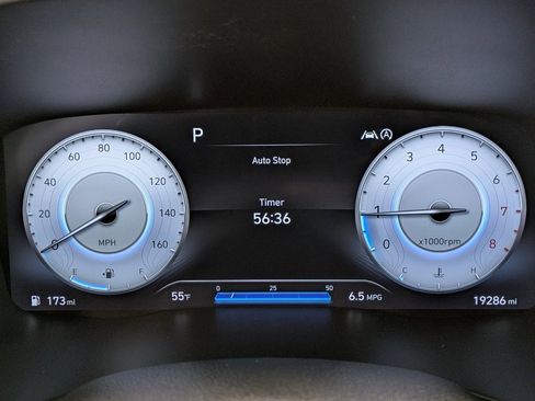 Used 2023 Hyundai Santa Fe SEL w/ Premium Package image 15