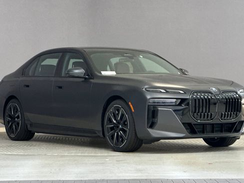 New 2026 BMW i7 eDrive50 w/ M Sport Package image 6