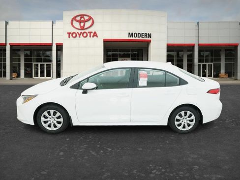 New 2026 Toyota Corolla LE image 9