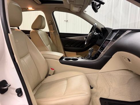 Used 2014 INFINITI Q50 Premium w/ Navigation Package RWD image 35