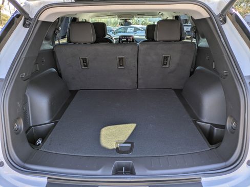 Used 2023 Chevrolet Blazer LT w/ Convenience Package image 13