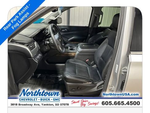 Used 2015 Chevrolet Suburban LT w/ Luxury Package AWD/4WD image 10