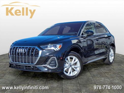 Used 2025 Audi Q3 2.0T Premium image 1