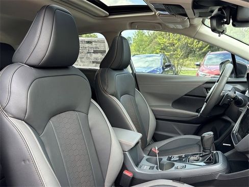 New 2025 Subaru Crosstrek 2.5i Limited image 18