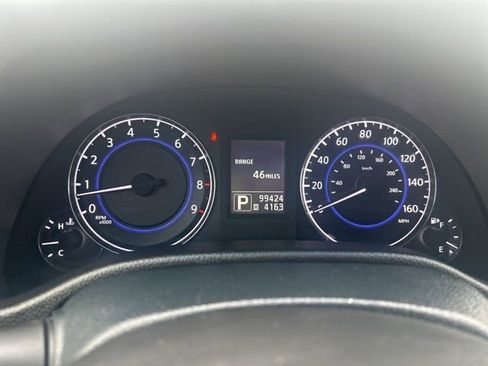 Used 2011 INFINITI G37 Sport w/ Premium Pkg image 2