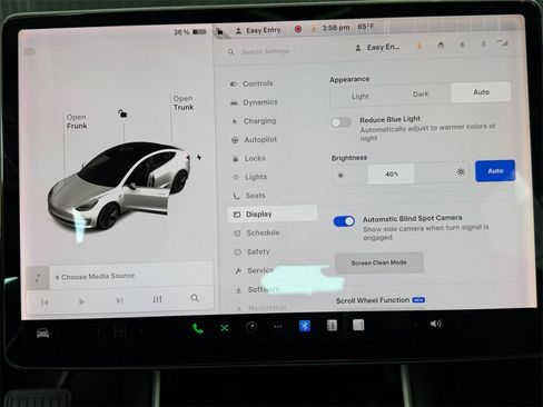 Used 2020 Tesla Model 3 Long Range image 15
