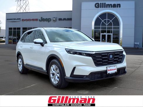 Used 2025 Honda CR-V LX image 1