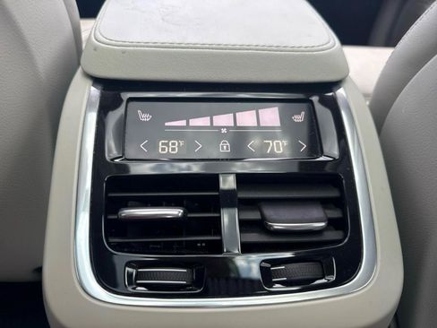 Used 2021 Volvo XC90 T8 Inscription w/ Protection Package Premier AWD/4WD image 42