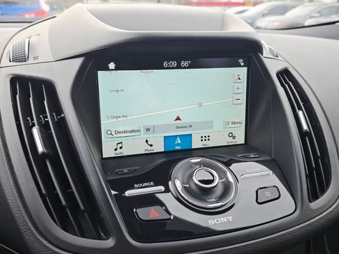 Used 2019 Ford Escape Titanium AWD/4WD image 19