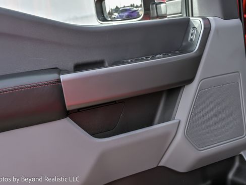 Used 2024 Ford F250 XLT image 19