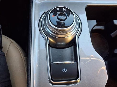 Used 2024 Ford Edge SEL w/ Convenience Package image 22