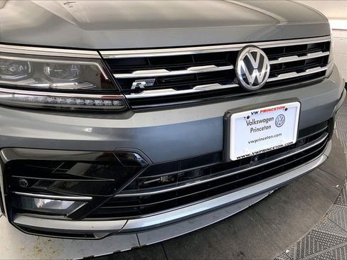Used 2021 Volkswagen Tiguan SEL Premium R-Line AWD/4WD image 30