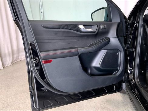 Used 2021 Ford Escape SEL w/ SEL Stealth AWD Package image 21
