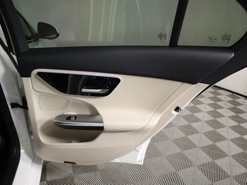 Certified 2025 Mercedes-Benz C 300 Sedan image 27
