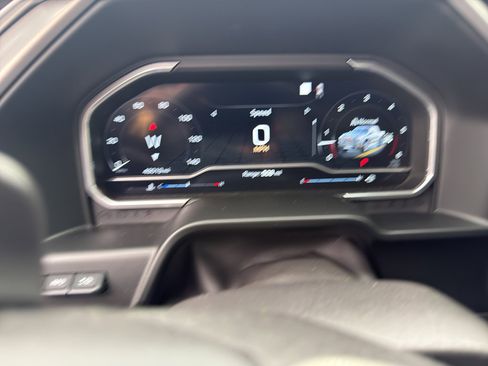 Used 2023 GMC Sierra 1500 Denali w/ Technology Package image 10