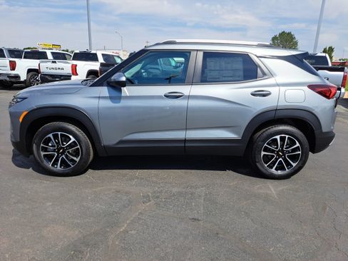 New 2026 Chevrolet TrailBlazer LT w/ Convenience Package AWD/4WD image 6