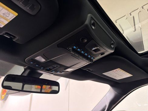 Used 2017 Ford F250 Platinum w/ Platinum Ultimate Package image 24