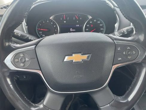 Used 2020 Chevrolet Traverse LT FWD image 14