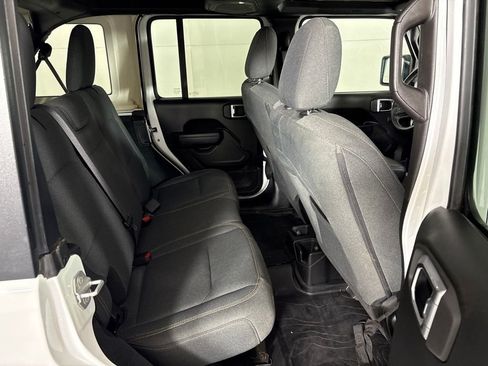 Used 2025 Jeep Wrangler Unlimited Sport AWD/4WD image 22