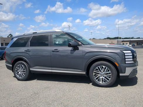 New 2026 Hyundai Palisade SEL FWD image 2