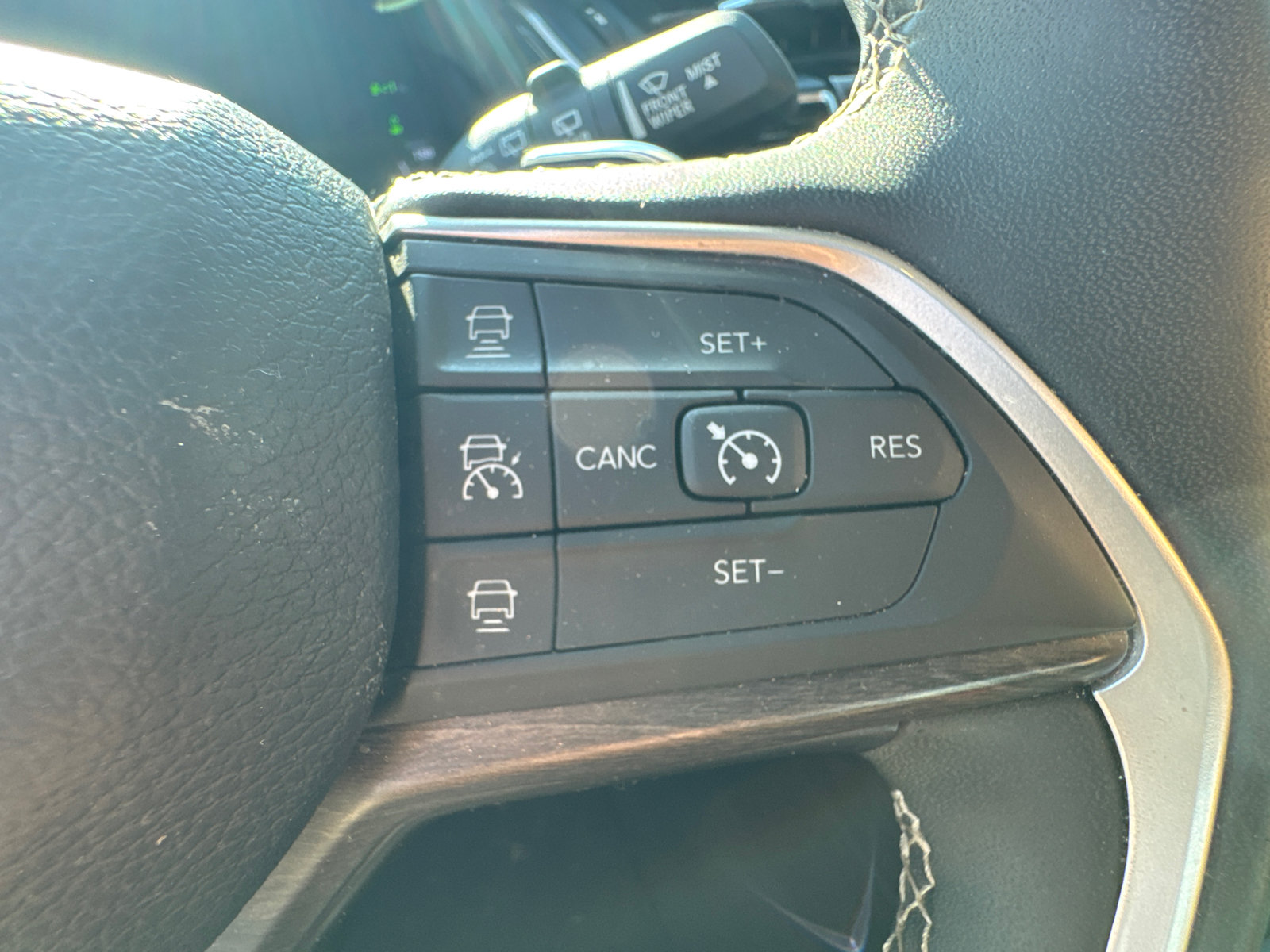 Used 2024 Jeep Grand Cherokee Limited 4xe AWD/4WD image 35