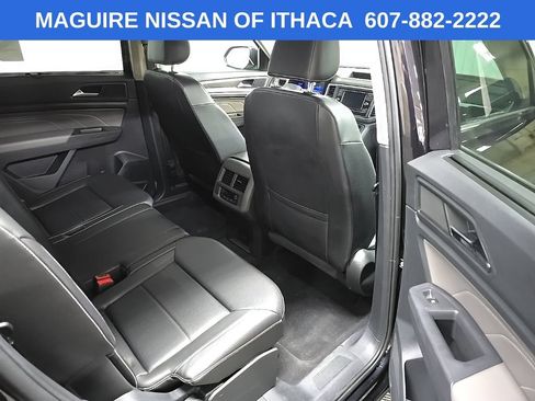 Used 2022 Volkswagen Atlas SE AWD/4WD image 17