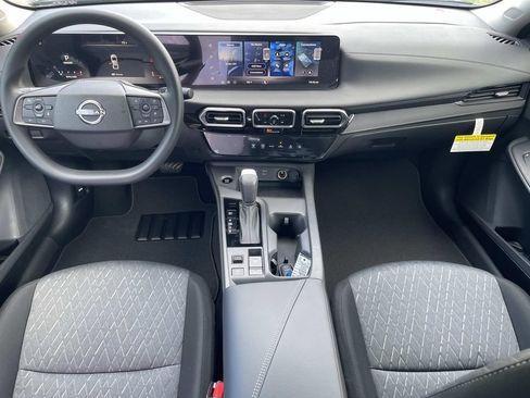 New 2026 Nissan Sentra SV w/ Floor Mat Package FWD image 15
